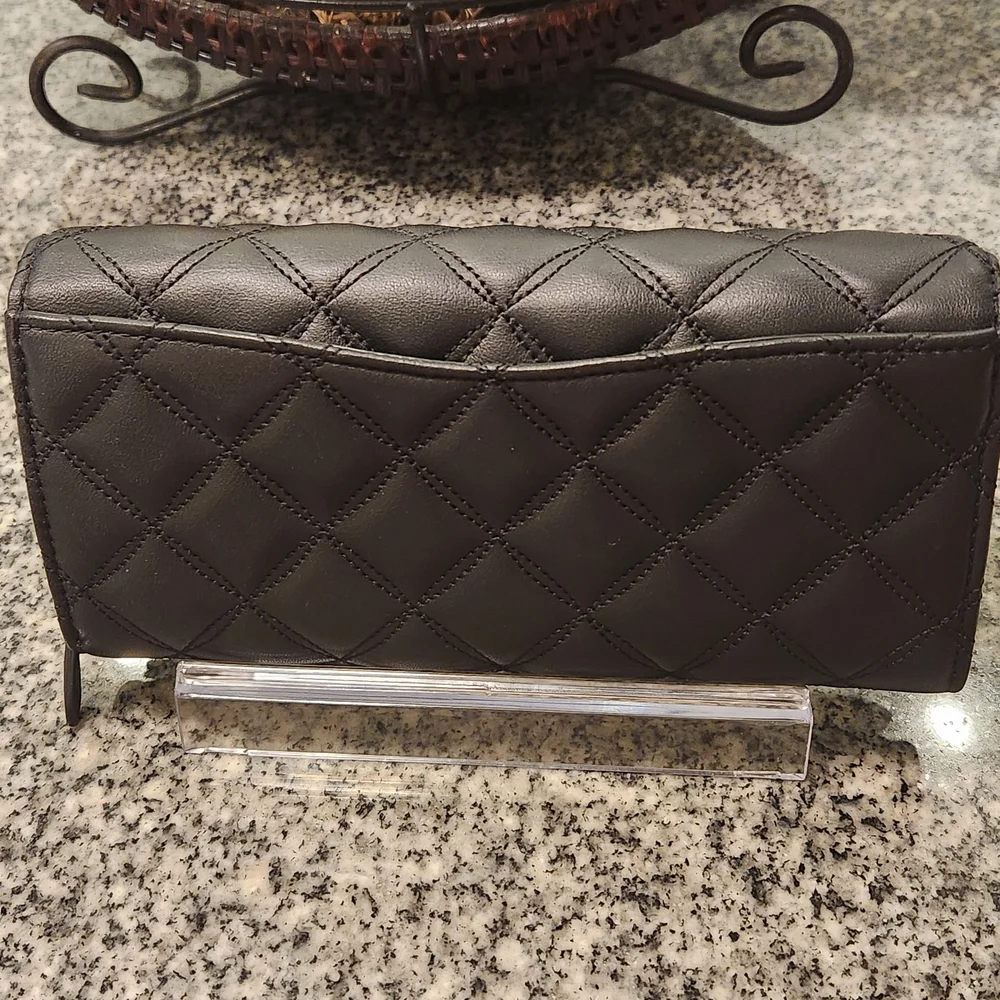 Kate Spade New York Natalia Large Flap Turn-Lock Wallet - Picture 2 of 12